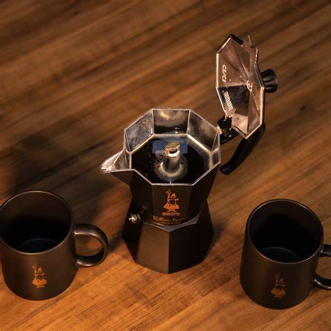 Imagem ilustrativa do produto cafeteira italiana